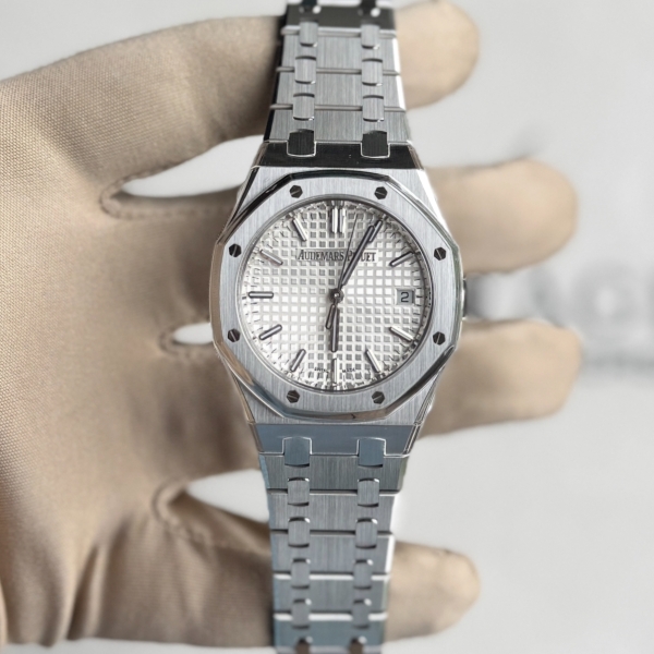 Audemars Piguet Royal Oak White Dial 34mm