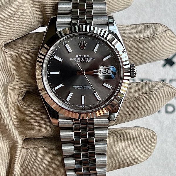 Rolex Datejust 41 Rhodium Index Dial